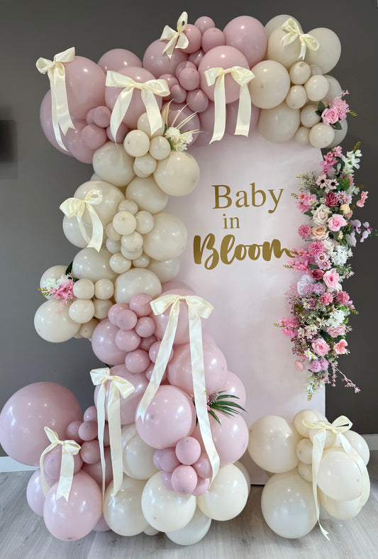 Bows & Blooms